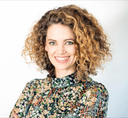 Photo of Laura Clarke